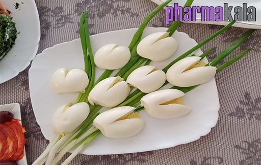 تزئین تخم مرغ آب پز