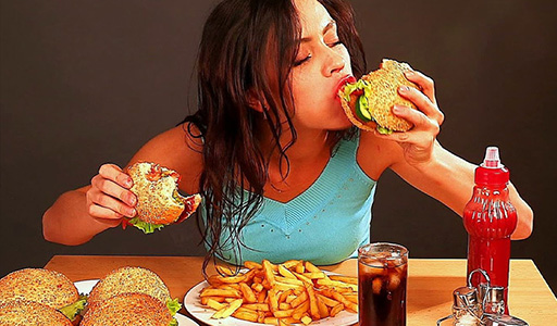 چرا همیشه احساس گرسنگی دارم
