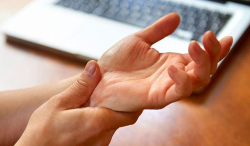 سندروم دست بیگانه Alien Hand Syndrome و 8 روش درمان