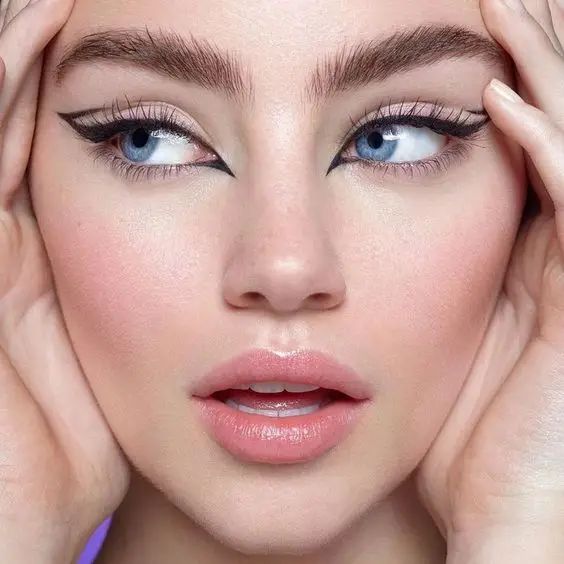 7 بهترین خط چشم گرافیکی چشم های آسیایی 7 بهترین خط چشم گرافیکی برای چشمهای آسیایی