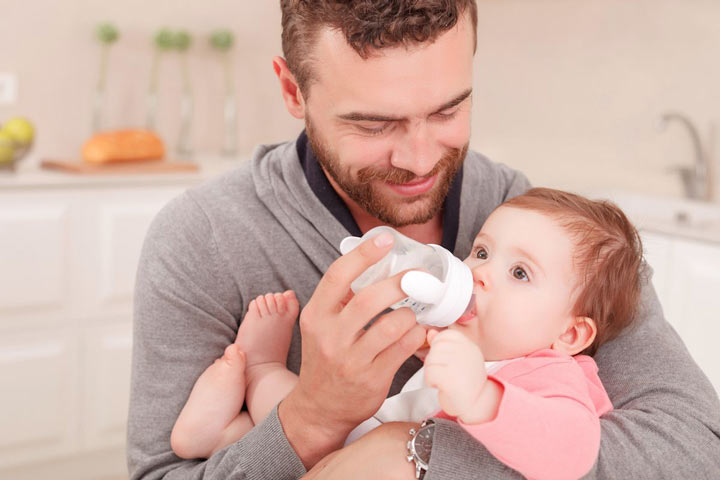 علت ایجاد کولیک و نفخ در نوزاد